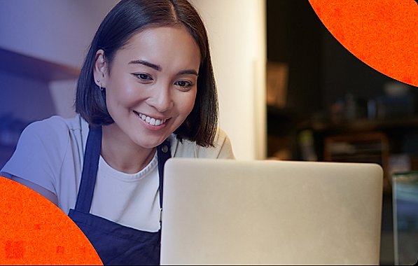 Cliente utilizando serviço de internet da Sempre Internet